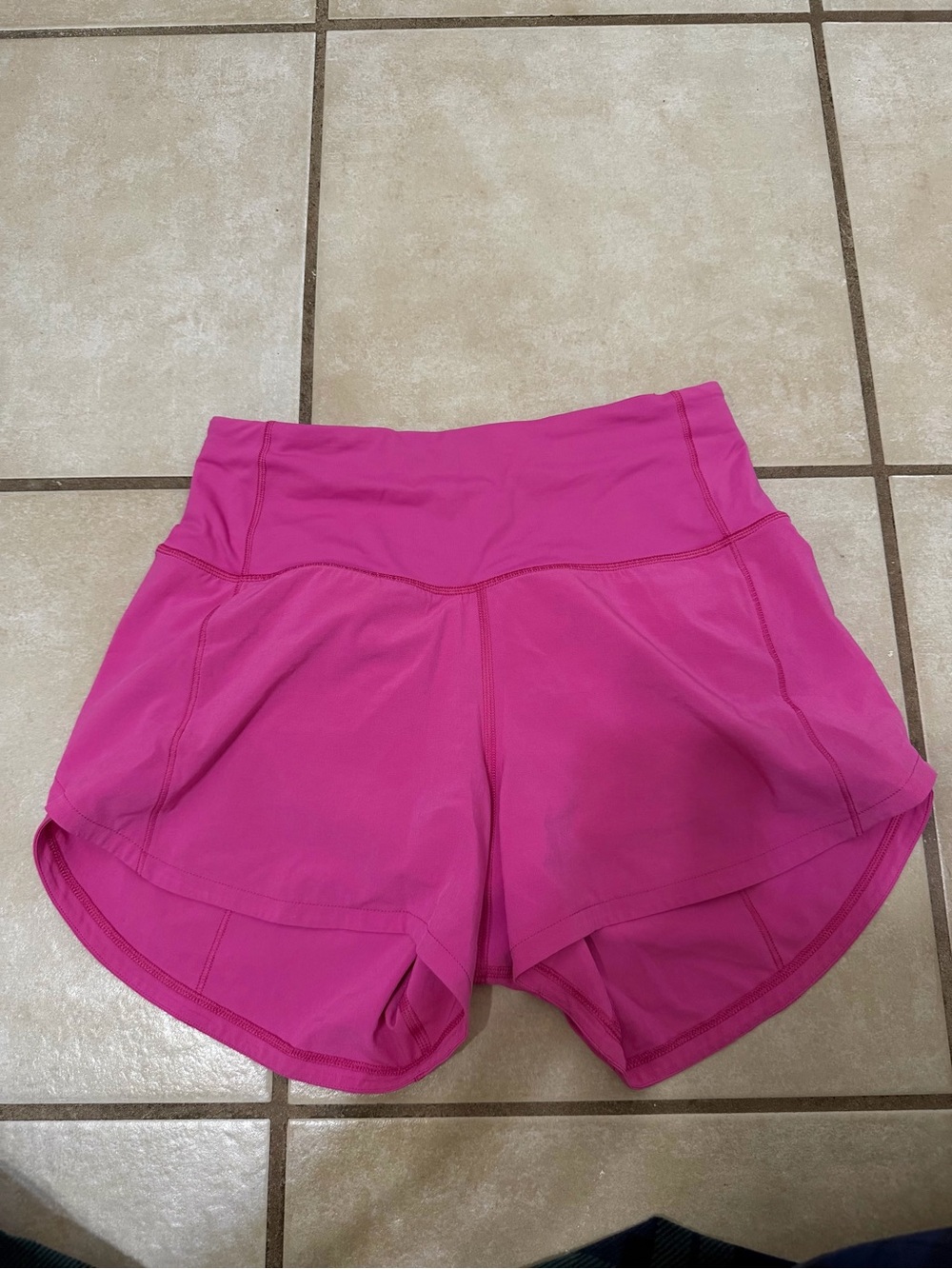 Lululemon High Rise Speed Up Short 4”
